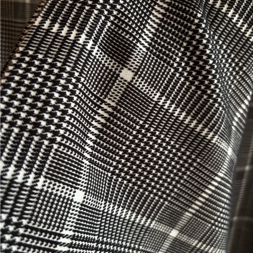 SPANX Black and White plaid Wide leg perfect pants - Picture 7 of 7